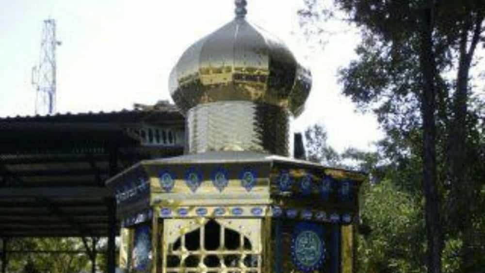 انواع گنبد و گلدسته از نظر جنس